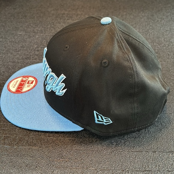 New Era Pittsburgh Penguins Hat - Picture 4 of 8